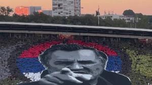 Bruka i sramota Crvene zvezde! Lik Ratka Mladića i jasna poruka: "Pravac Potočari!"